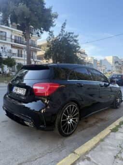 
										Mercedes-Benz A 180 full									