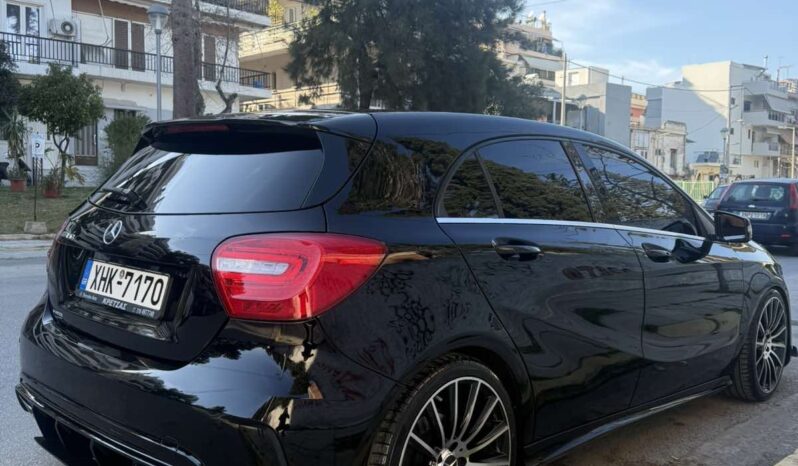 
								Mercedes-Benz A 180 full									