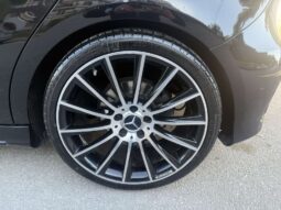 
										Mercedes-Benz A 180 full									