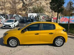 
										Peugeot 208 full									