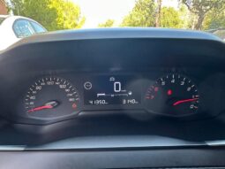 
										Peugeot 208 full									