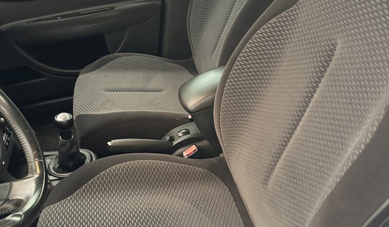 
								Citroen C4 Μπλέ full									