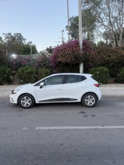 
										Renault Clio full									