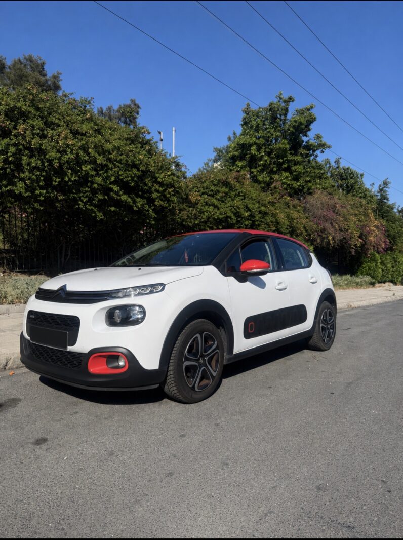 
								Citroen C3 1.2 PureTech Shine full									