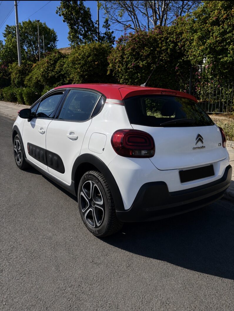 
								Citroen C3 1.2 PureTech Shine full									