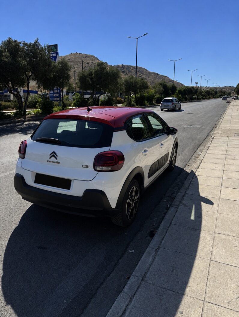 
								Citroen C3 1.2 PureTech Shine full									
