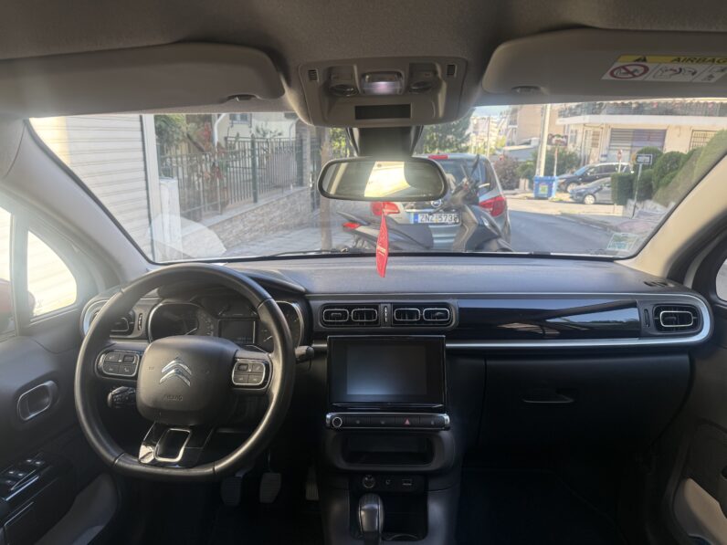 
								Citroen C3 1.2 PureTech Shine full									