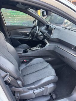 
										Peugeot 3008 1.2 PureTech Allure GT Line full									