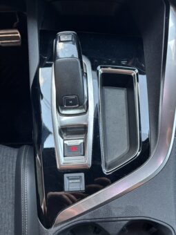 
										Peugeot 3008 1.2 PureTech Allure GT Line full									