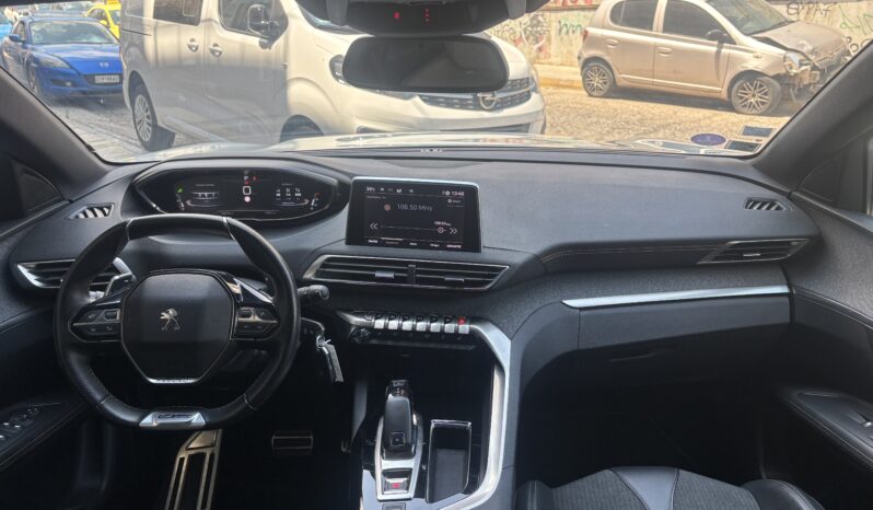 
								Peugeot 3008 1.2 PureTech Allure GT Line full									
