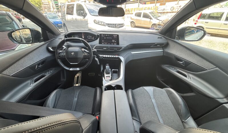 
								Peugeot 3008 1.2 PureTech Allure GT Line full									