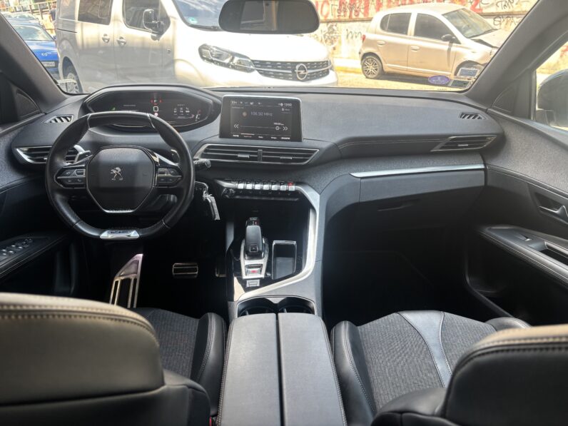 
								Peugeot 3008 1.2 PureTech Allure GT Line full									