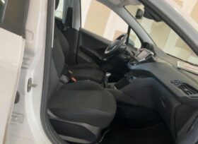 Peugeot 208 1.2 PureTech Signature 2018